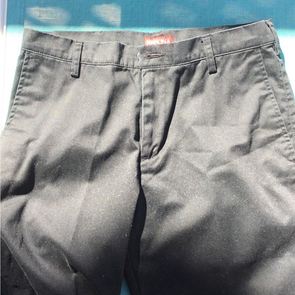 Merona men’s BLACK pants 32 x 30. 60% cotton 40% polyester.. Flat front - Picture 2 of 4